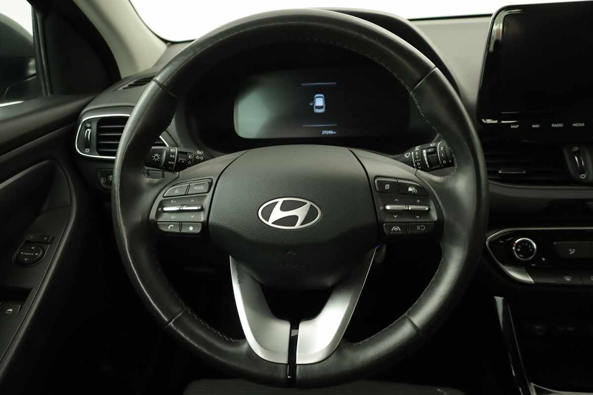 hyundai-i30-2025-gasolina-998cc