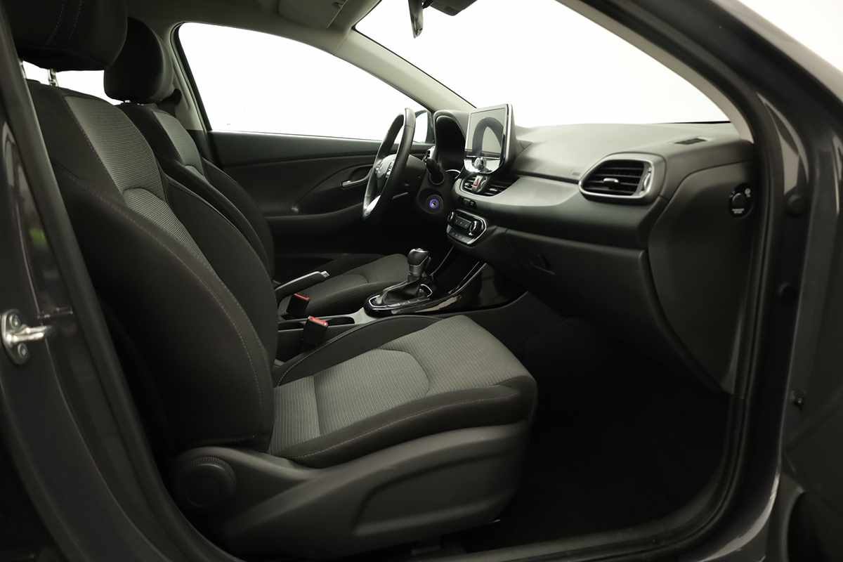 hyundai-i30-2025-gasolina-998cc