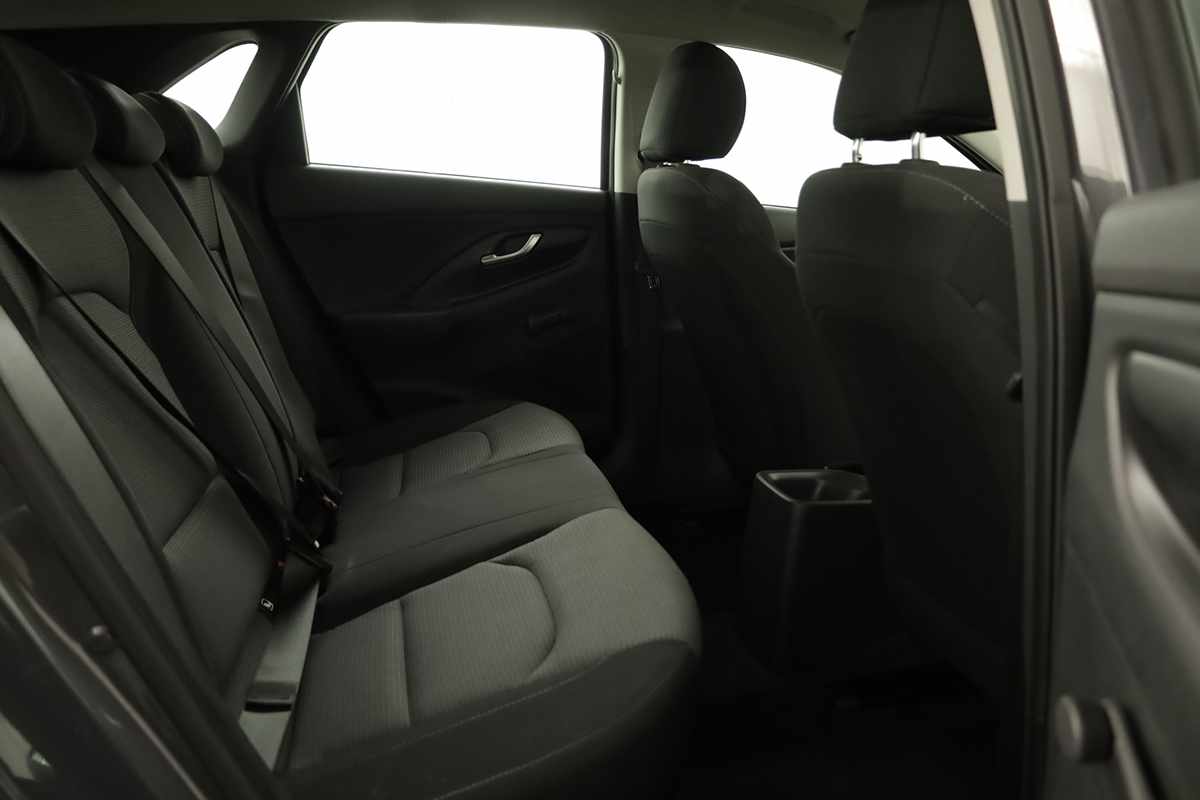 hyundai-i30-2025-gasolina-998cc