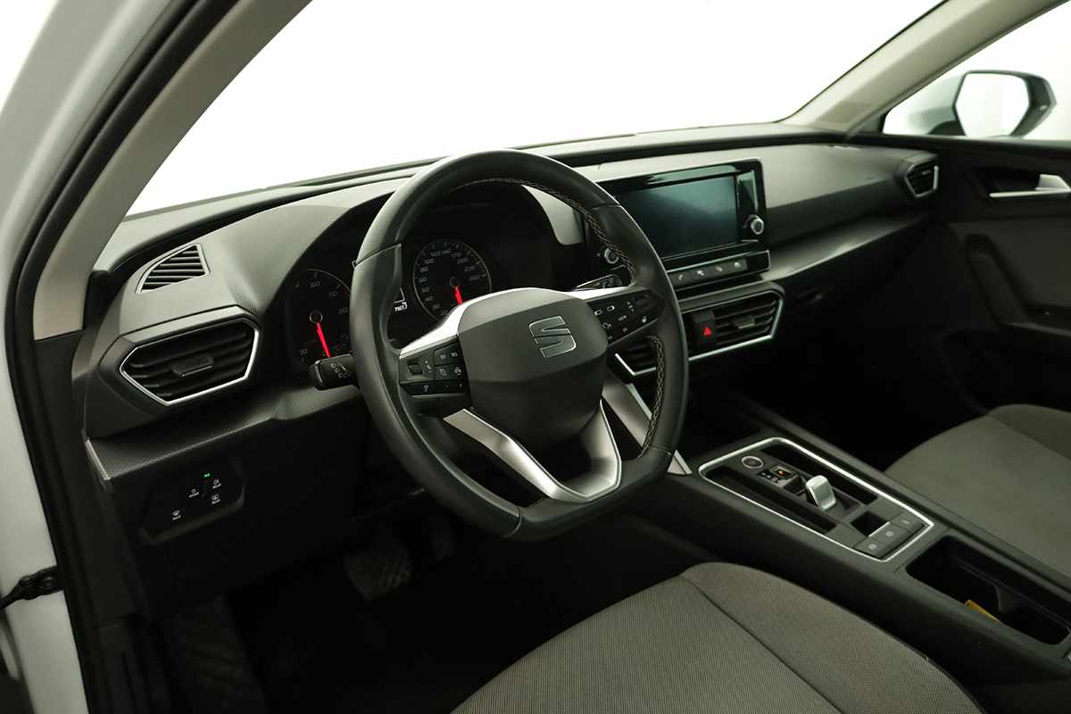 seat-leon-st-2024-gasolina-999cc