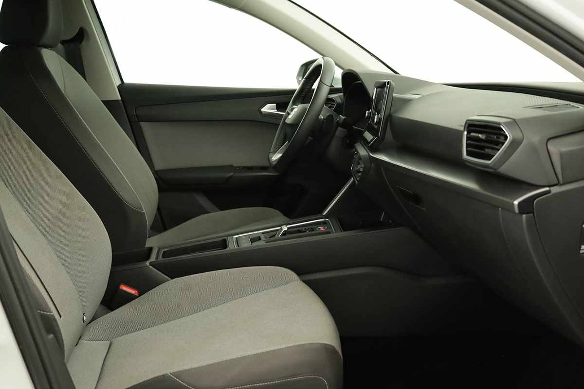 seat-leon-st-2024-gasolina-999cc