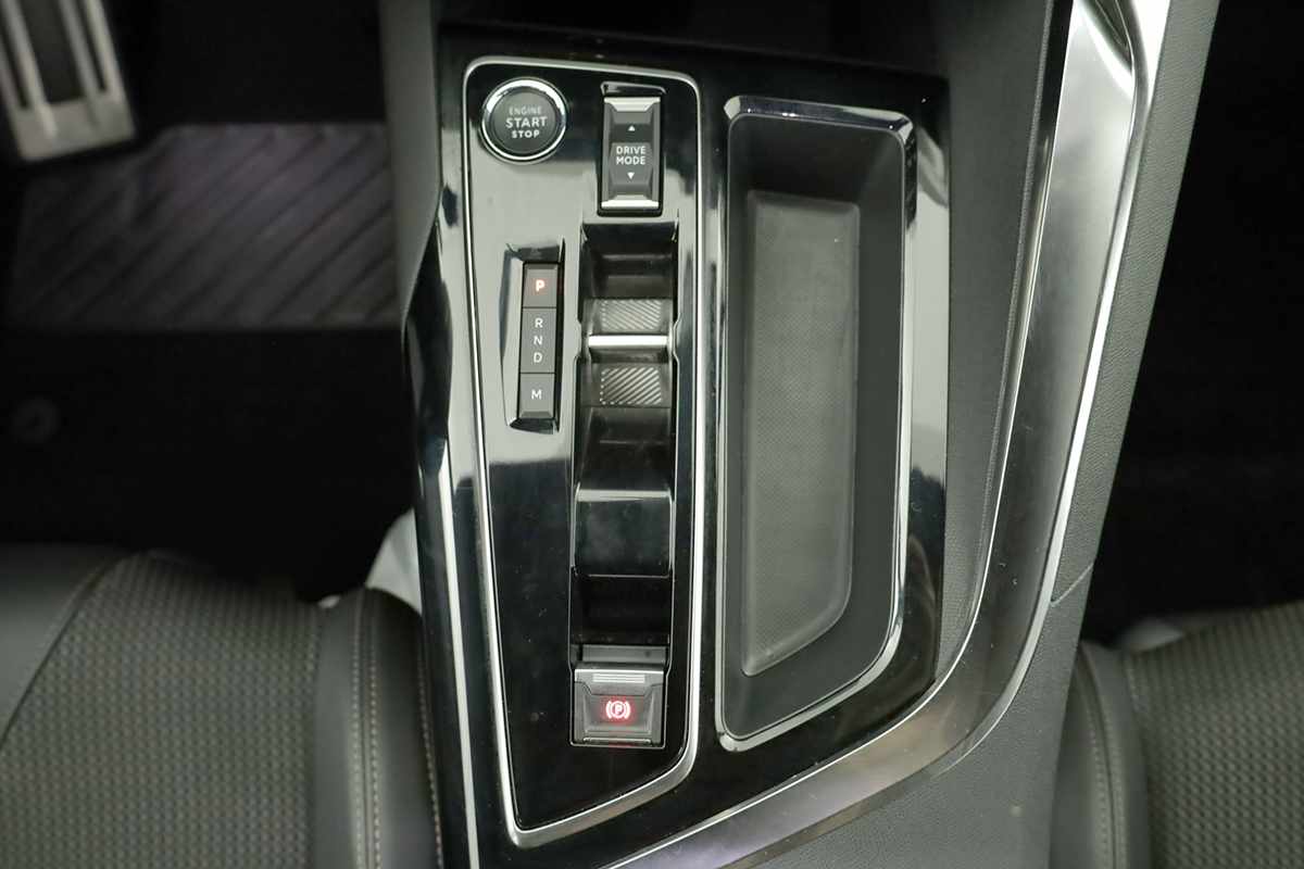 peugeot-3008-2024-gasolina-1199cc