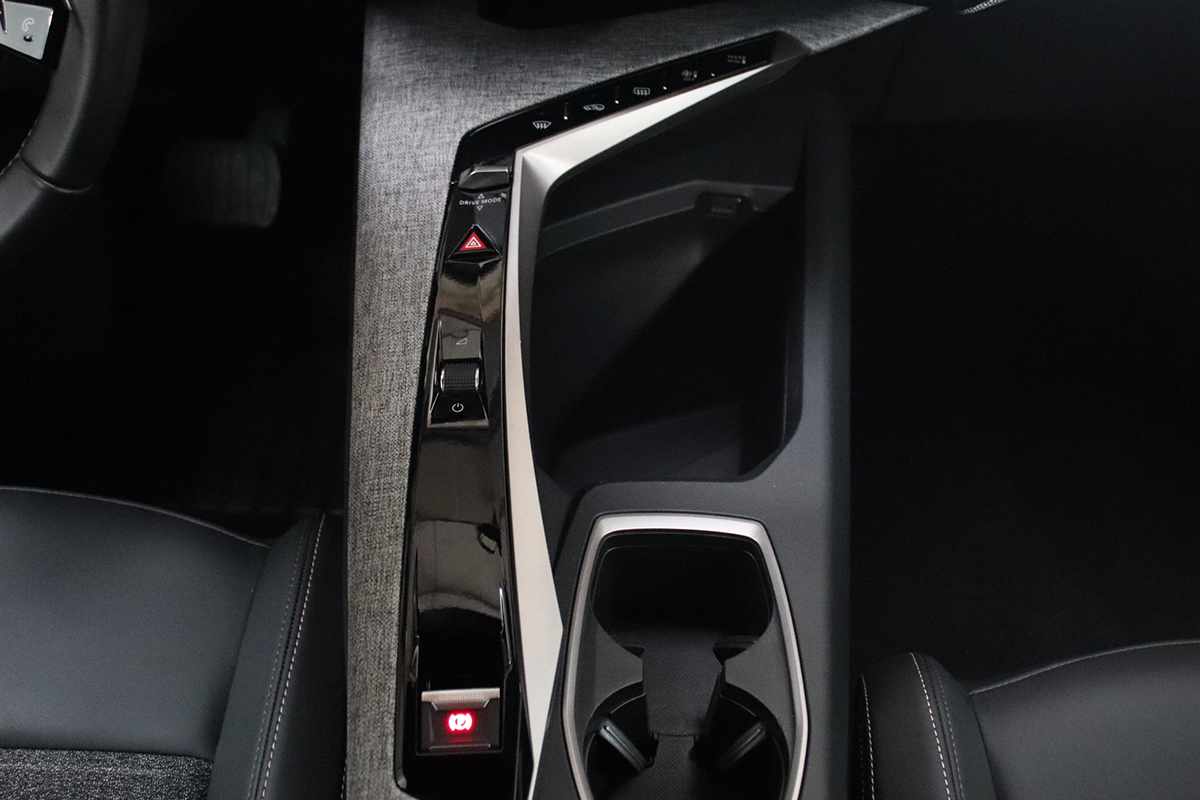 peugeot-3008-2025-gasolina-1199cc