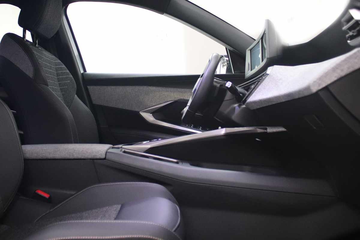 peugeot-3008-2025-gasolina-1199cc