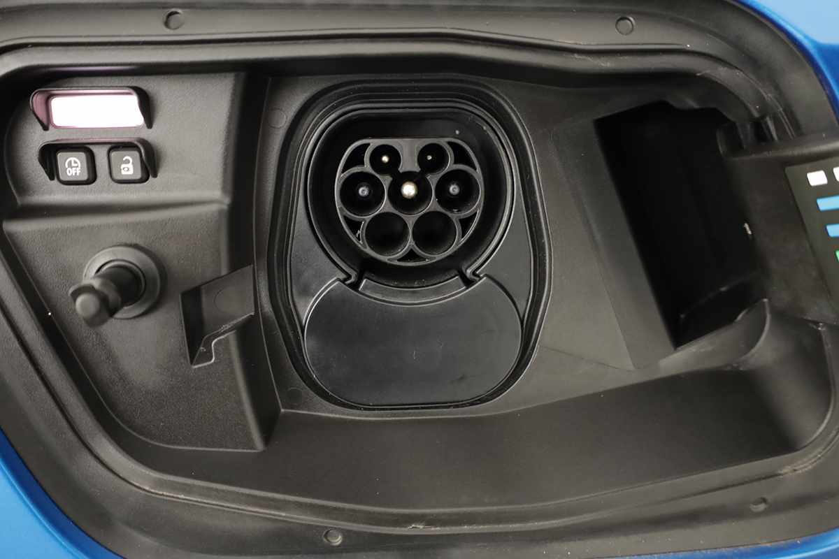 renault-rafale-2024-hibrido-a-gasolina-1199cc