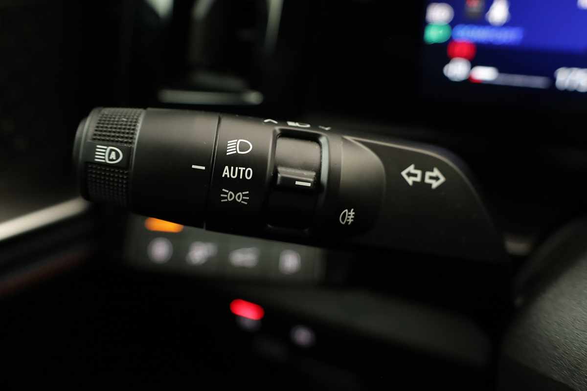 renault-rafale-2024-hibrido-a-gasolina-1199cc