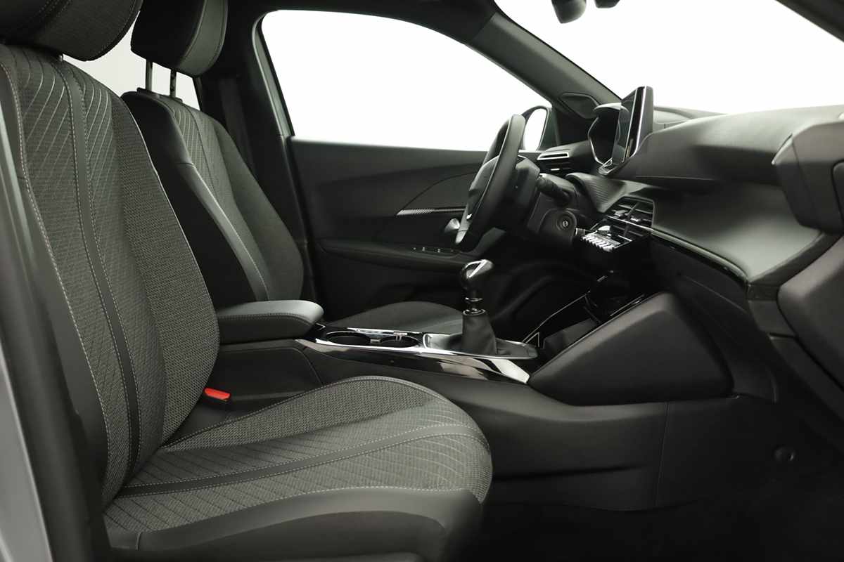 peugeot-2008-2025-gasolina-1199cc