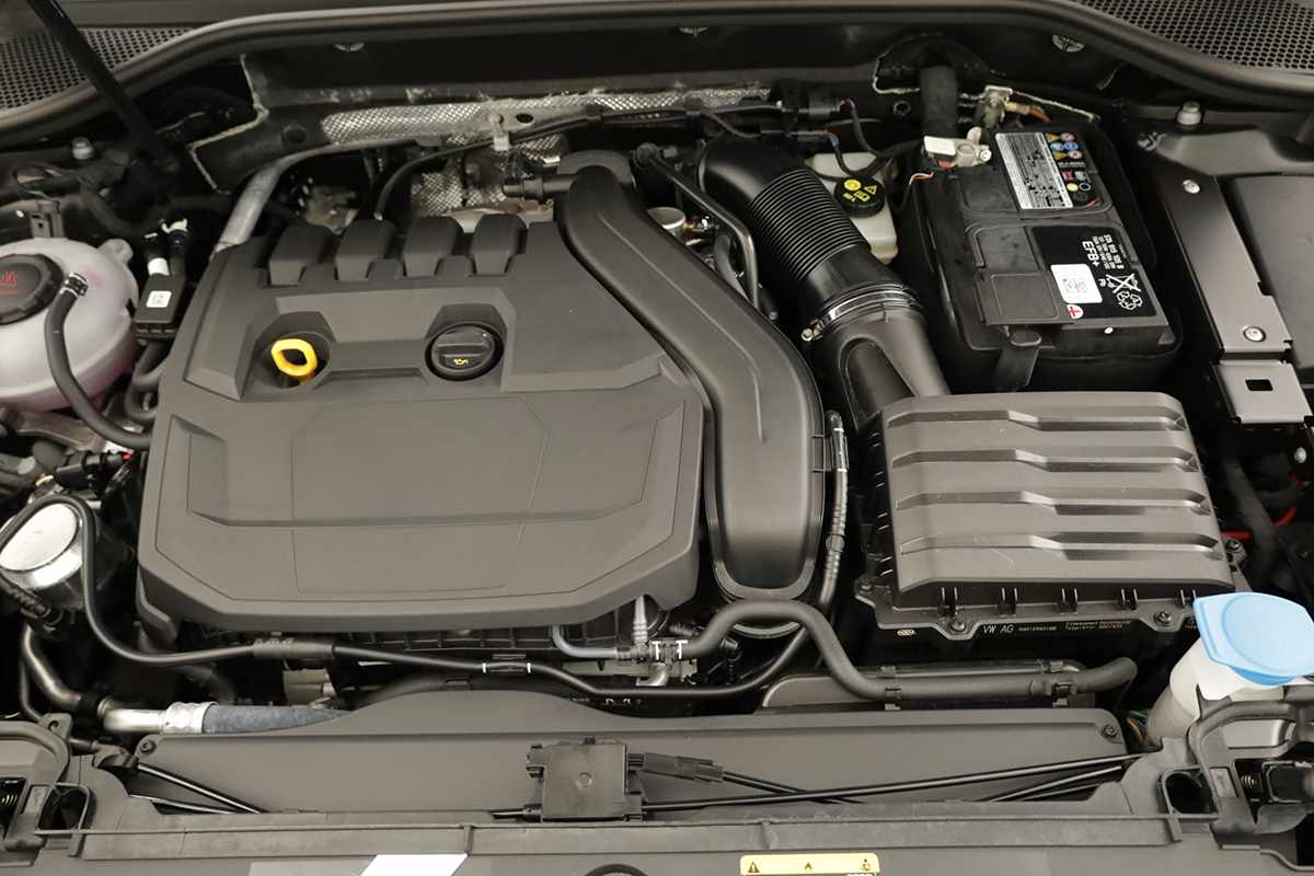 audi-q2-2021-gasolina-1498cc
