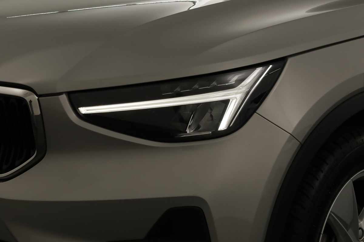 volvo-xc40-2024-gasolina-1477cc