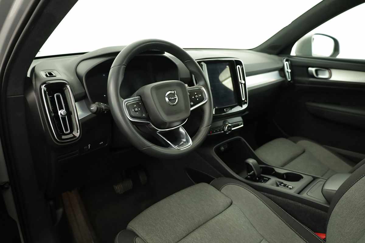 volvo-xc40-2024-gasolina-1477cc