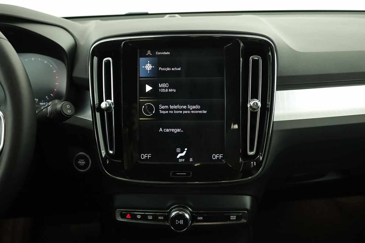 volvo-xc40-2024-gasolina-1477cc
