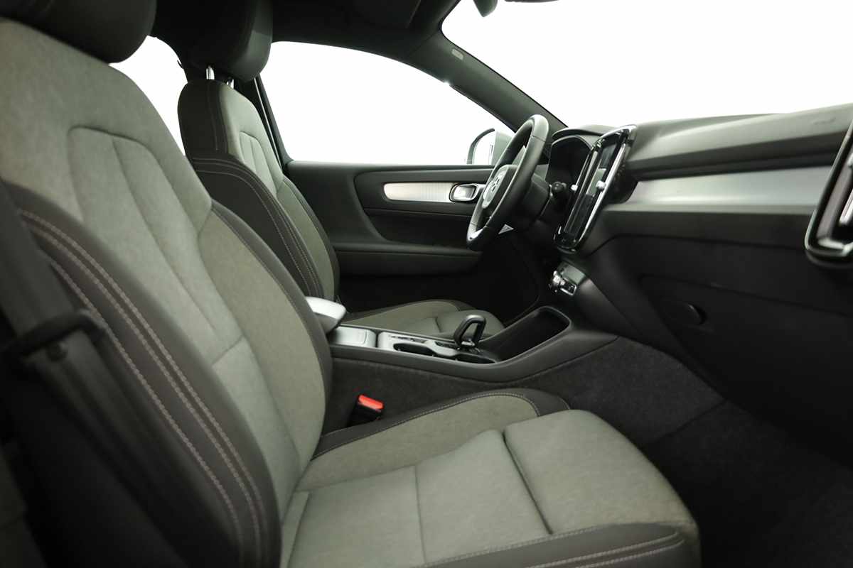 volvo-xc40-2024-gasolina-1477cc