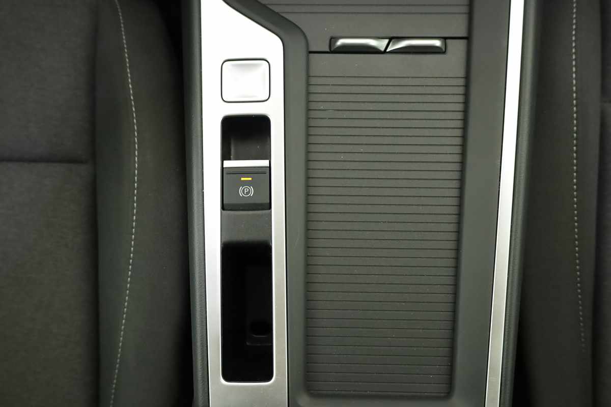 volkswagen-passat-variant-2025-hibrido-a-gasolina-1498cc