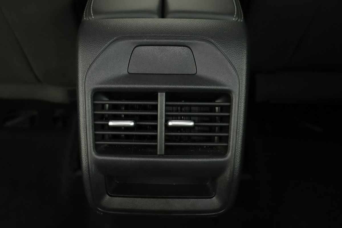 volkswagen-passat-variant-2025-hibrido-a-gasolina-1498cc