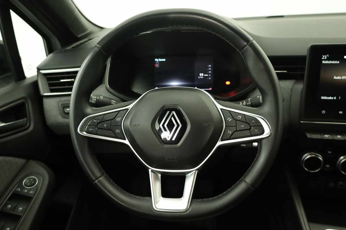 renault-clio-2024-gasolina-999cc