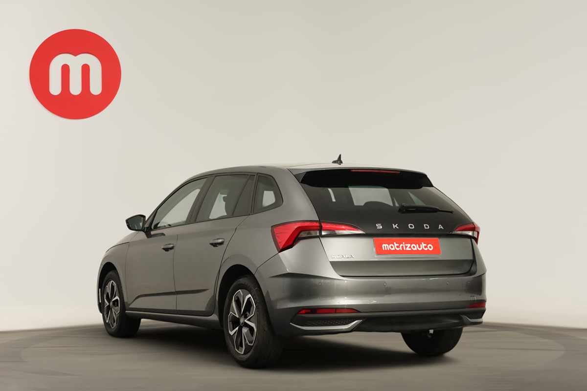 skoda-scala-2025-gasolina-999cc