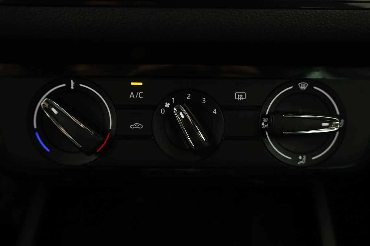 skoda-scala-2025-gasolina-999cc