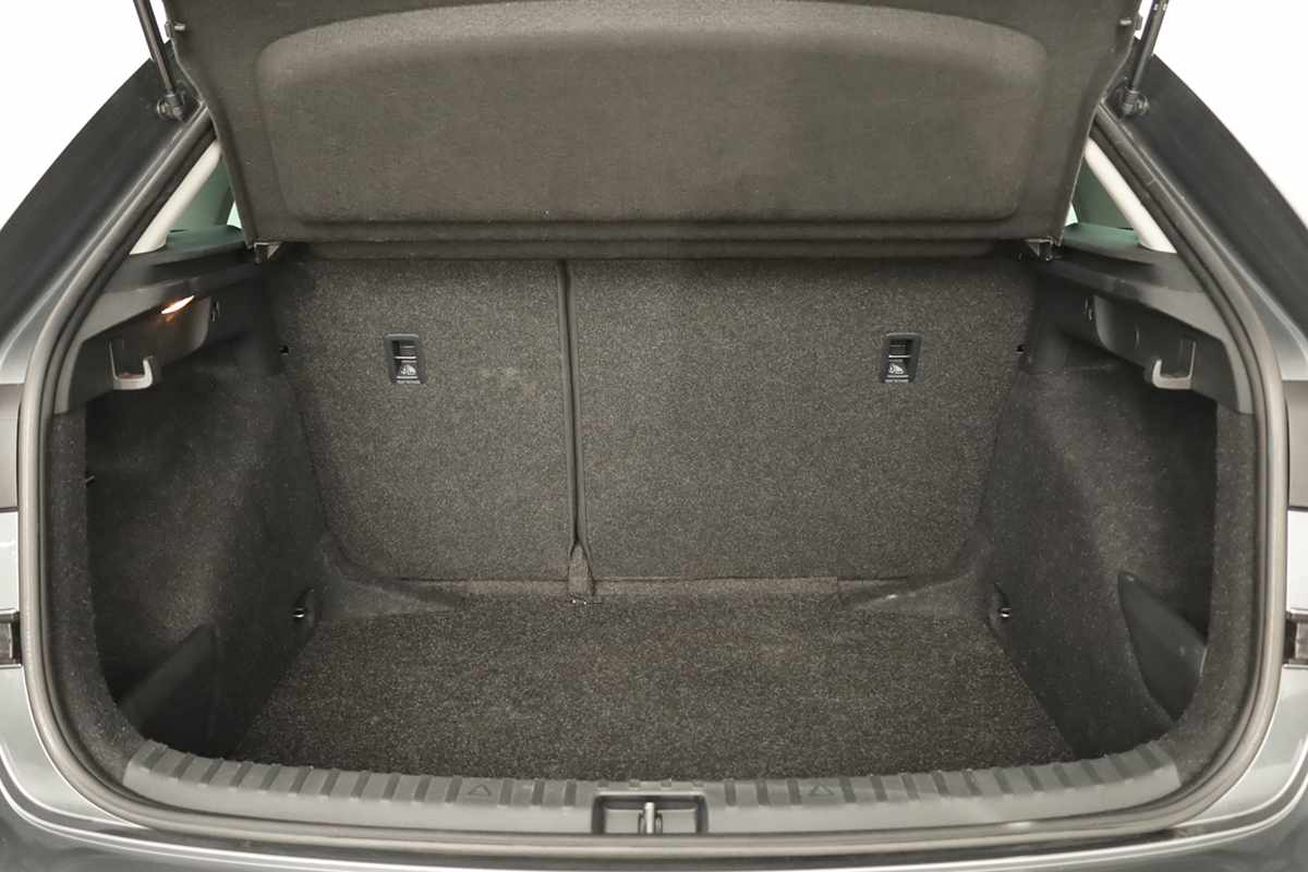 skoda-scala-2025-gasolina-999cc