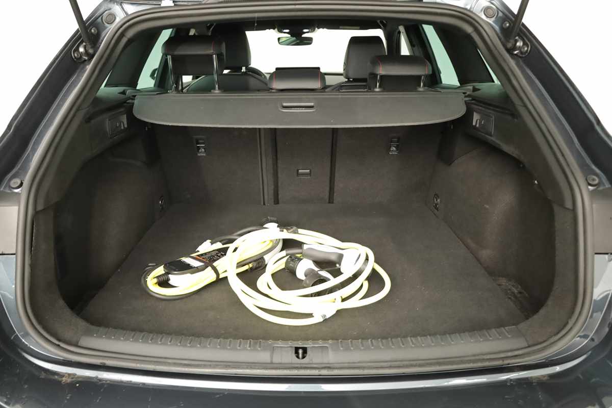 seat-leon-st-2025-hibrido-a-gasolina-1498cc
