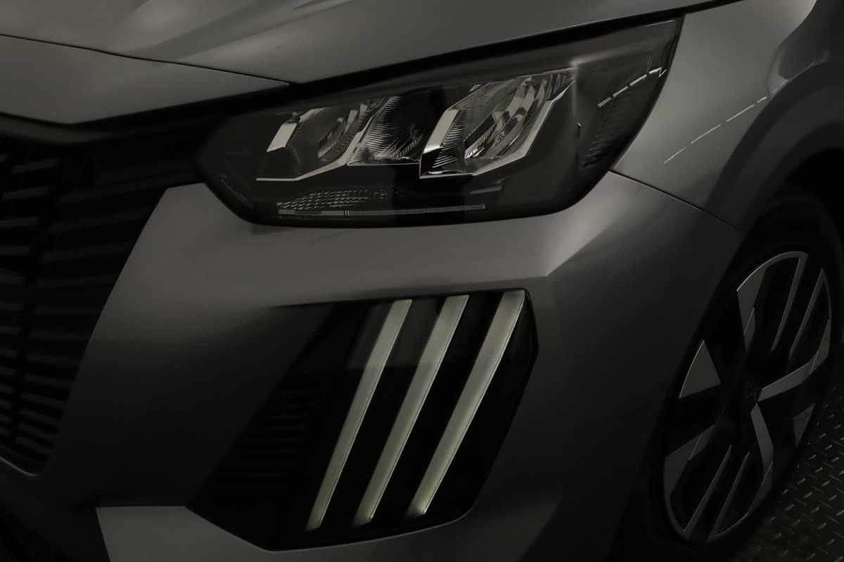 peugeot-208-2025-gasolina-1199cc