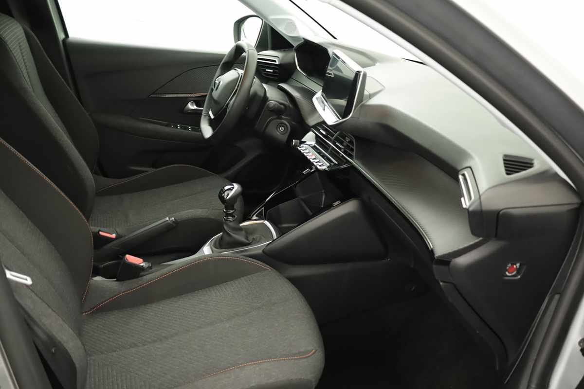 peugeot-208-2025-gasolina-1199cc