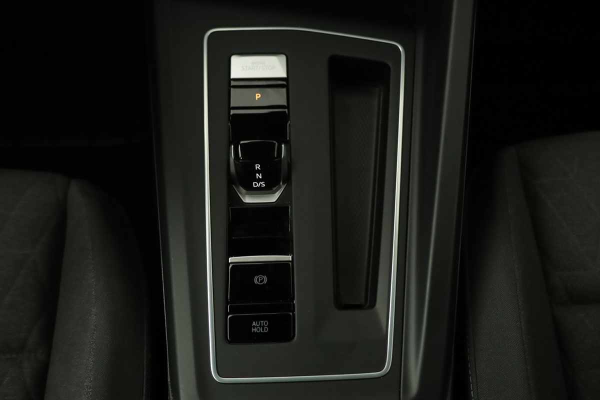 volkswagen-golf-2026-hibrido-a-gasolina-1498cc