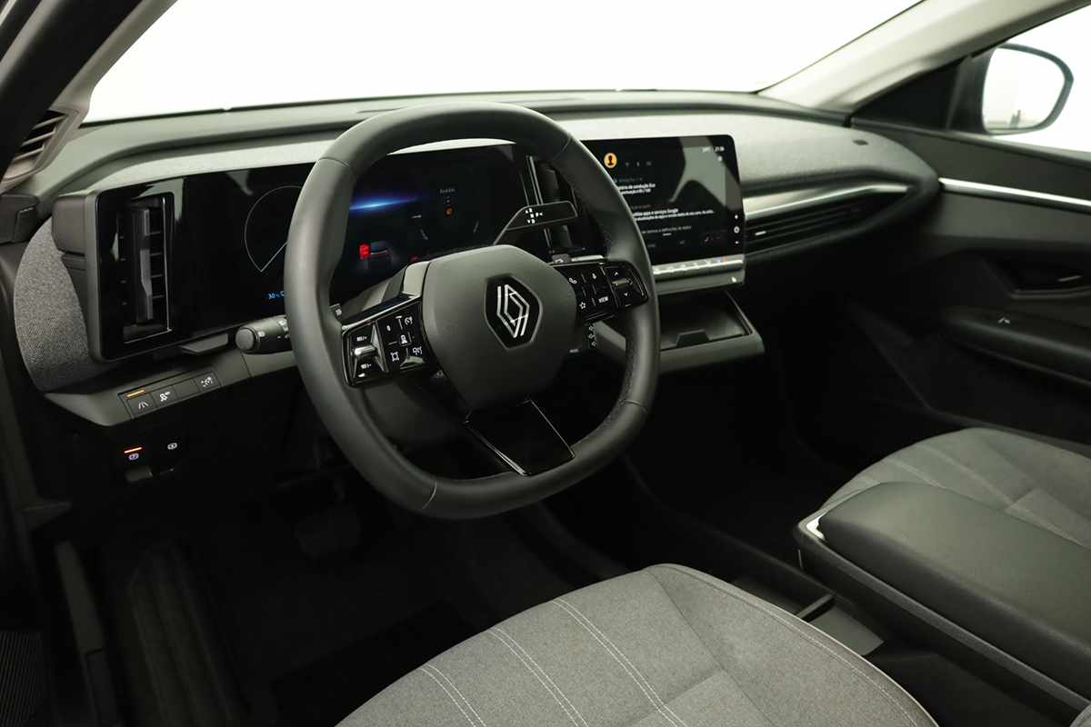 renault-megane-e-tech-2024-eletrico-0cc