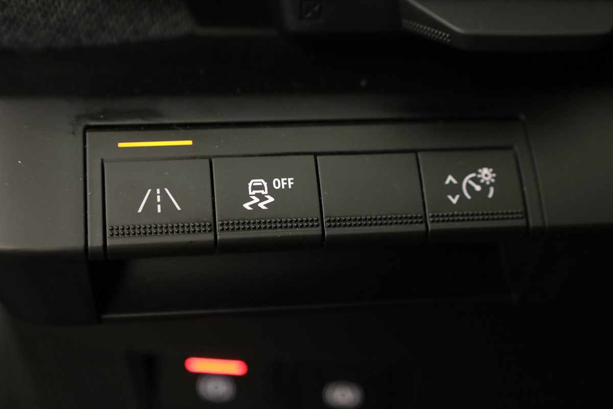 renault-megane-e-tech-2024-eletrico-0cc