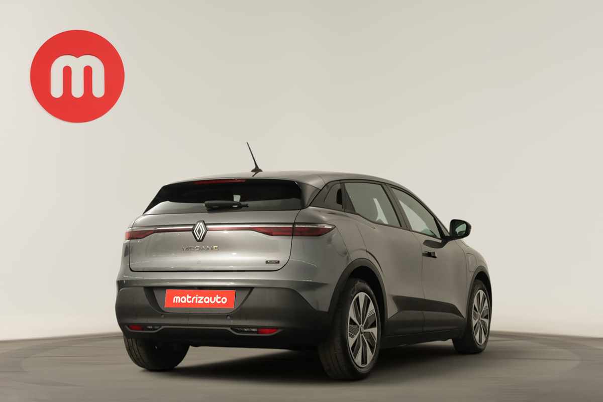 renault-megane-e-tech-2024-eletrico-0cc