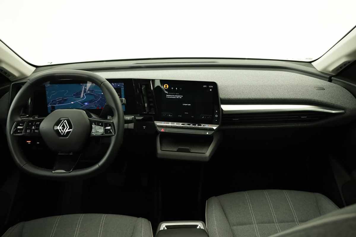 renault-megane-e-tech-2024-eletrico-0cc