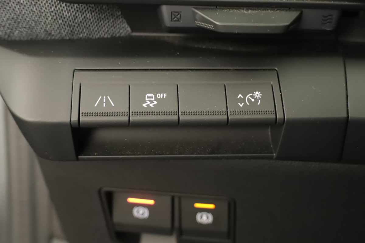 renault-megane-e-tech-2024-eletrico-0cc