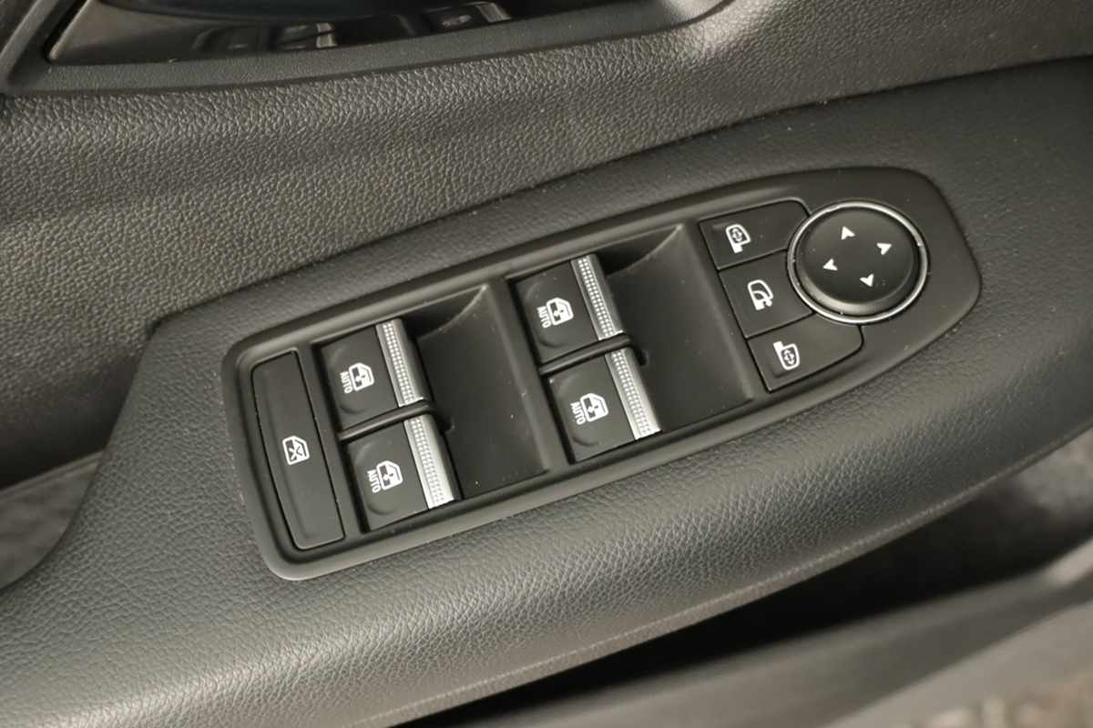 renault-megane-e-tech-2024-eletrico-0cc
