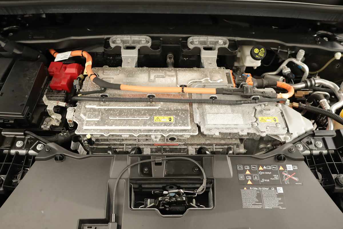 renault-megane-e-tech-2024-eletrico-0cc