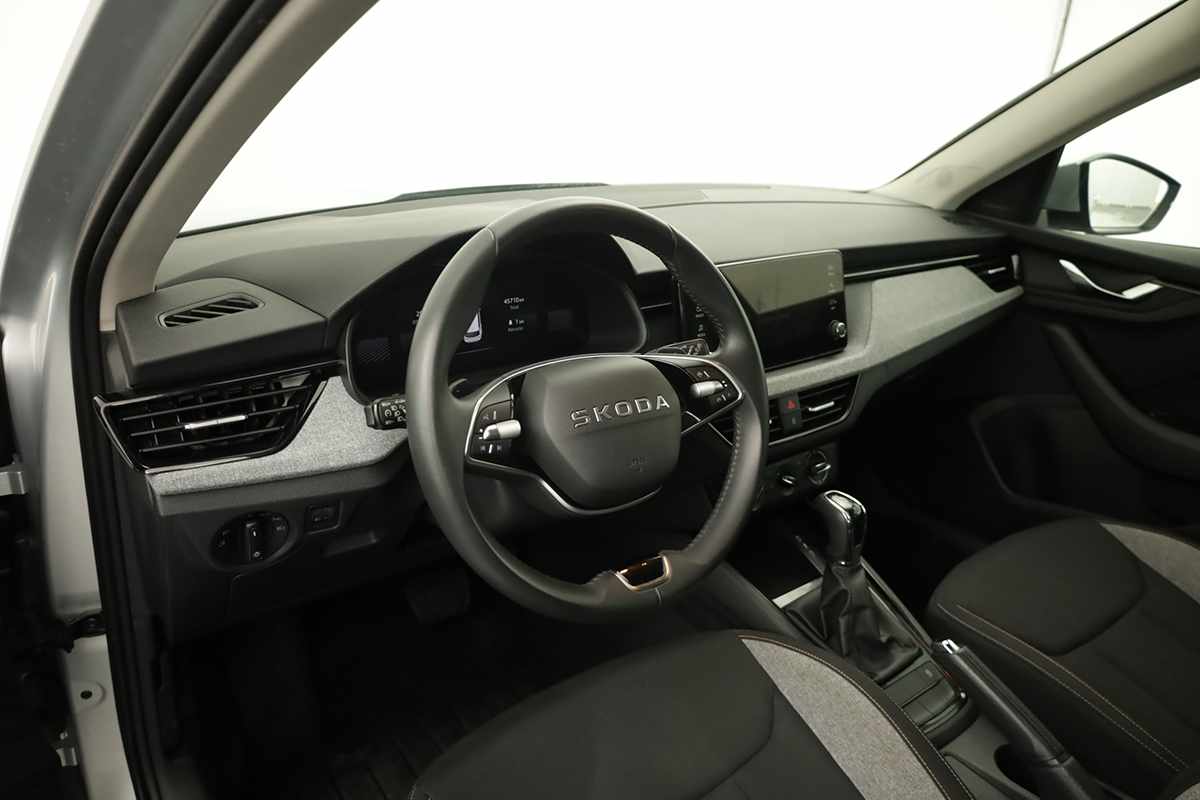 skoda-kamiq-2025-gasolina-999cc
