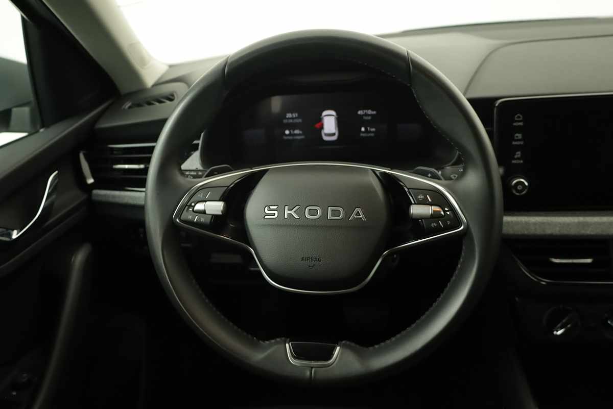 skoda-kamiq-2025-gasolina-999cc