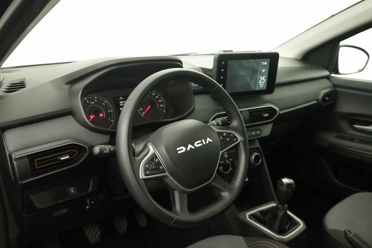dacia-sandero-2025-gasolina-999cc