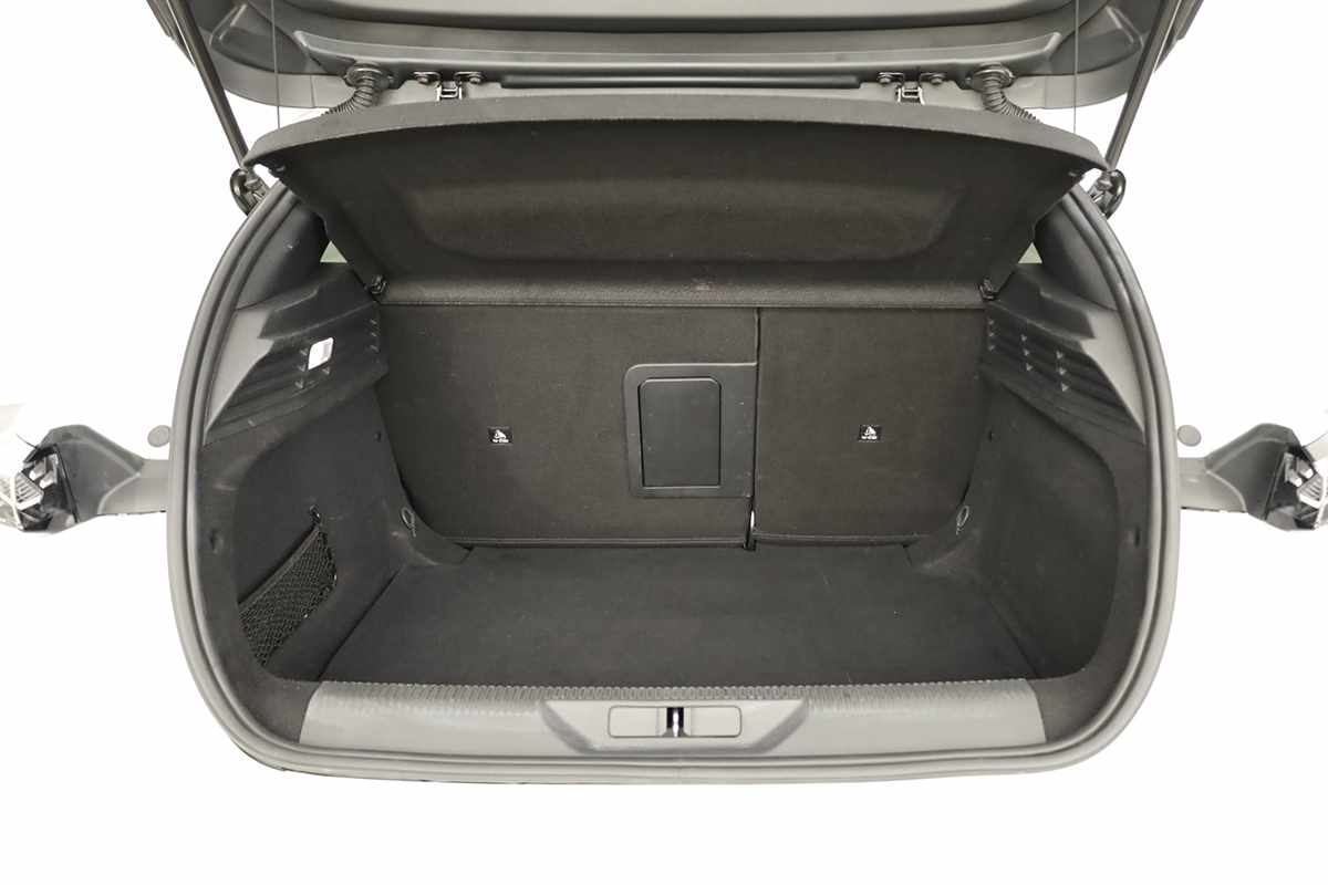 peugeot-308-2024-gasolina-1199cc