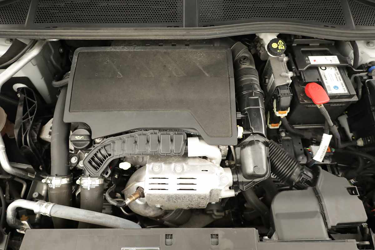 peugeot-308-2024-gasolina-1199cc