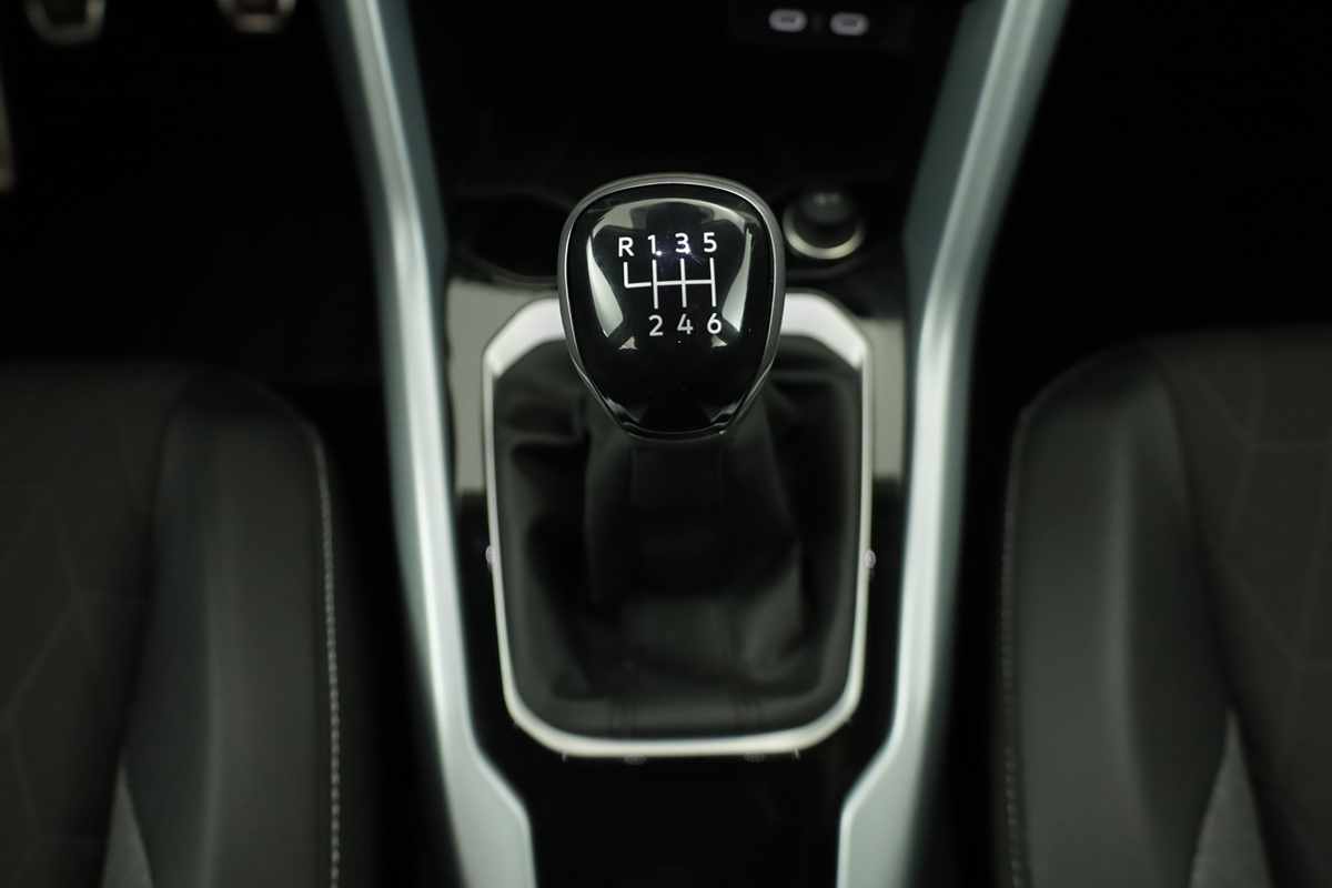 volkswagen-t-roc-2025-gasolina-999cc