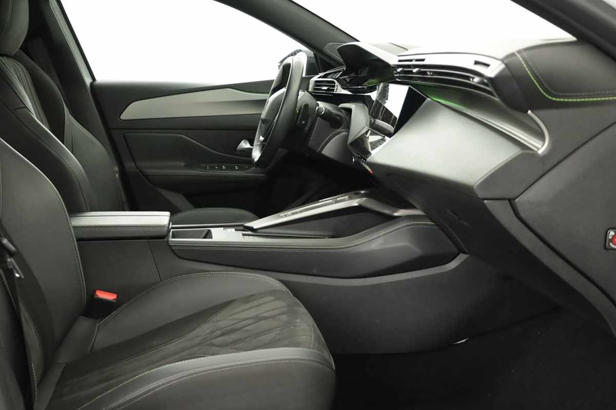 peugeot-308-2024-gasolina-1199cc