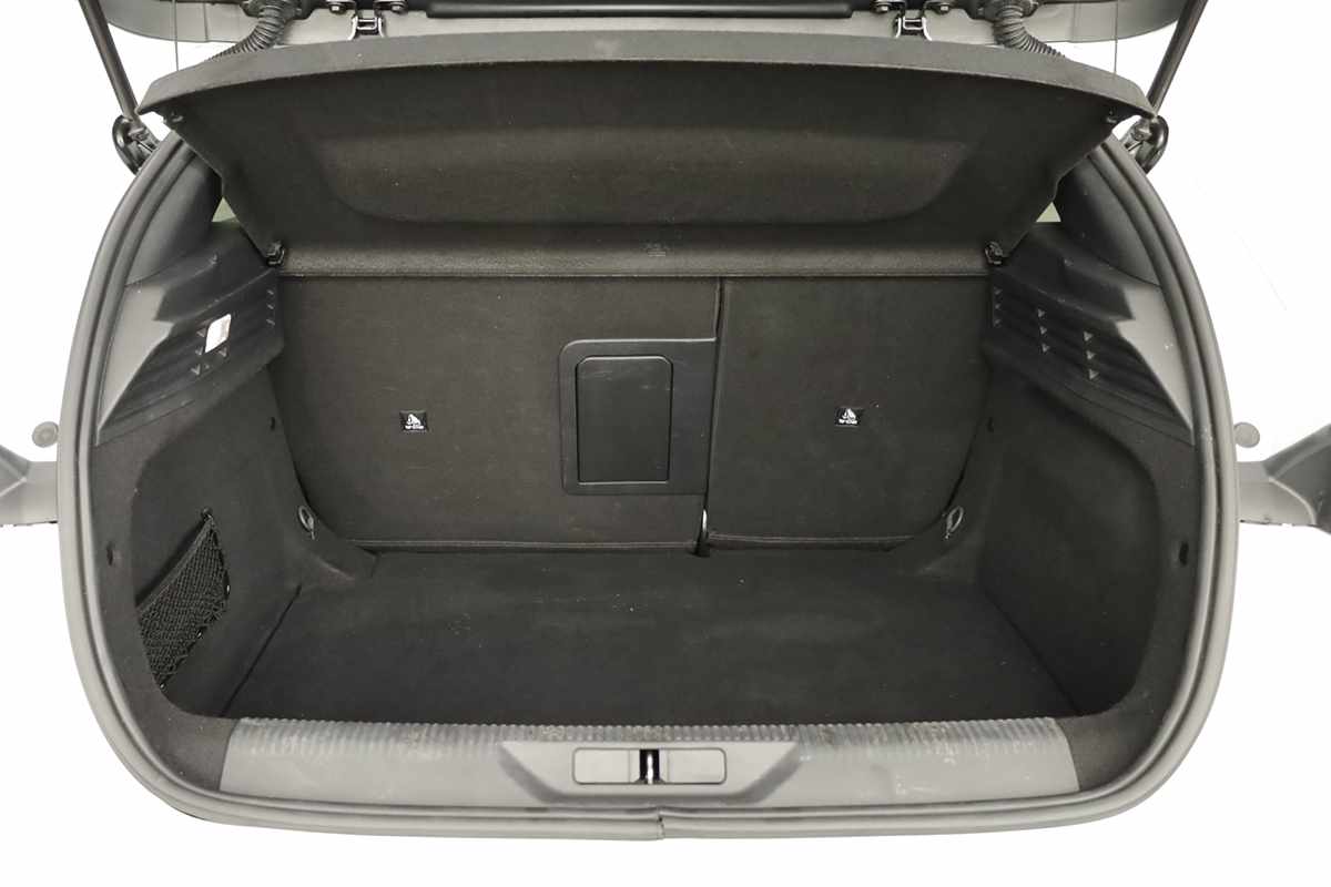 peugeot-308-2024-gasolina-1199cc
