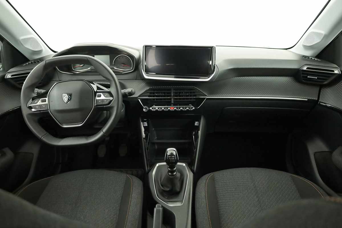 peugeot-208-2025-gasolina-1199cc
