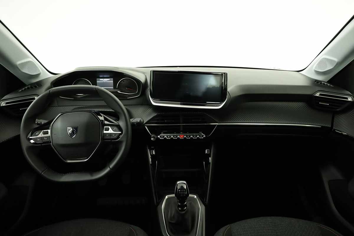 peugeot-208-2025-gasolina-1199cc