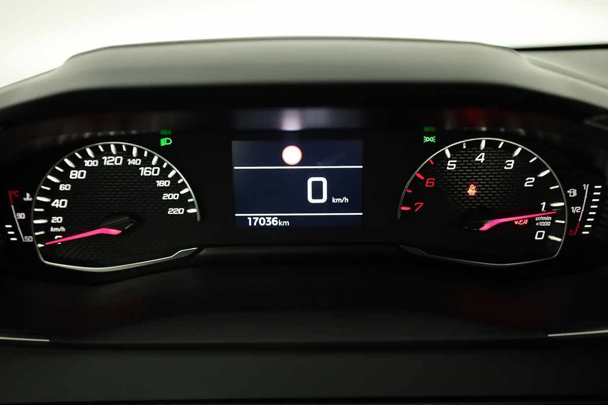 peugeot-208-2025-gasolina-1199cc