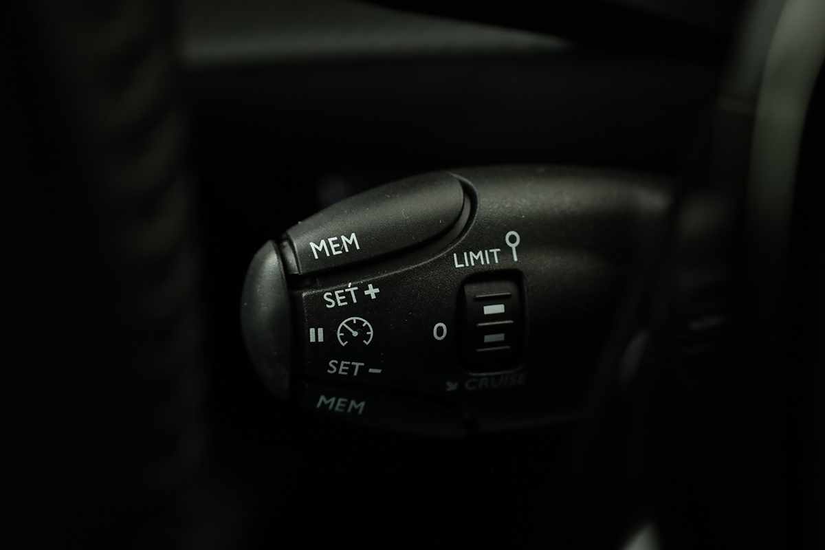 peugeot-208-2025-gasolina-1199cc