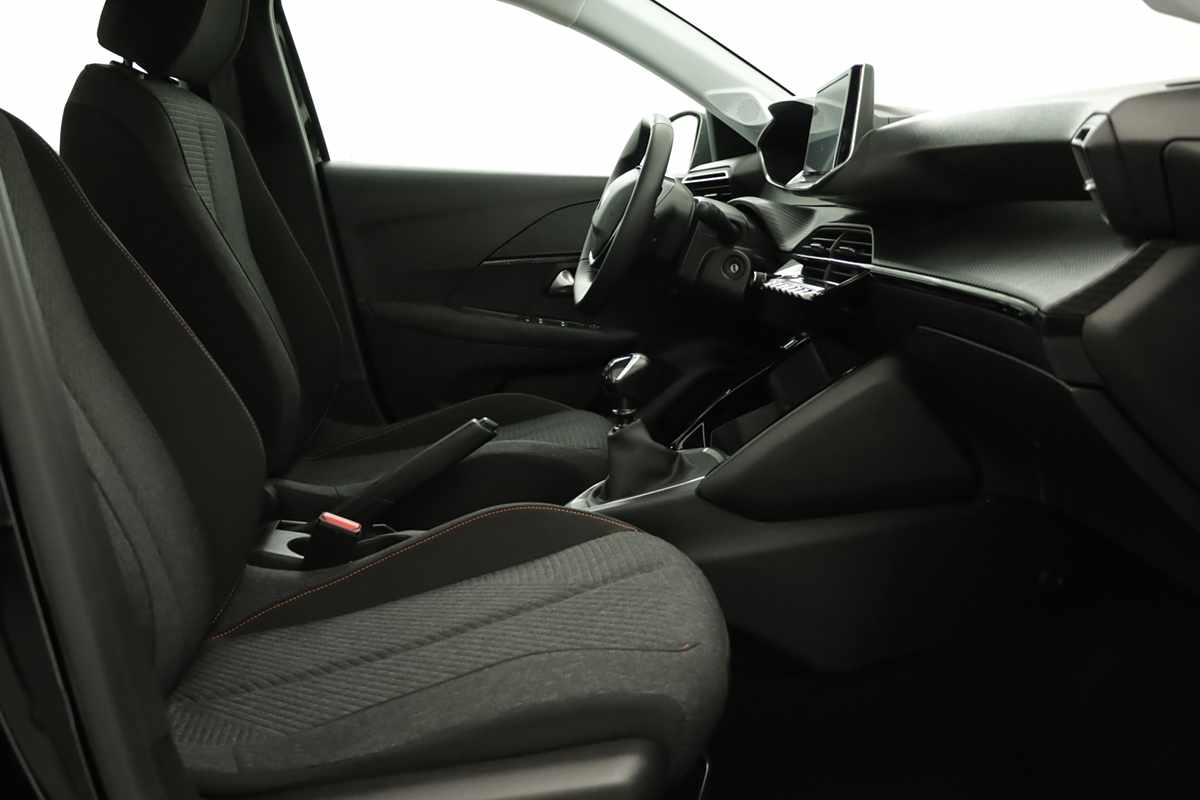 peugeot-208-2025-gasolina-1199cc