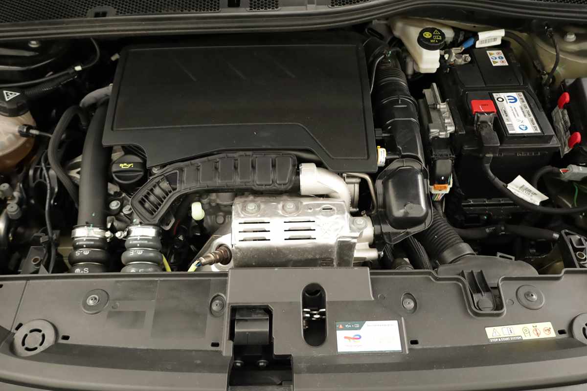 peugeot-208-2025-gasolina-1199cc