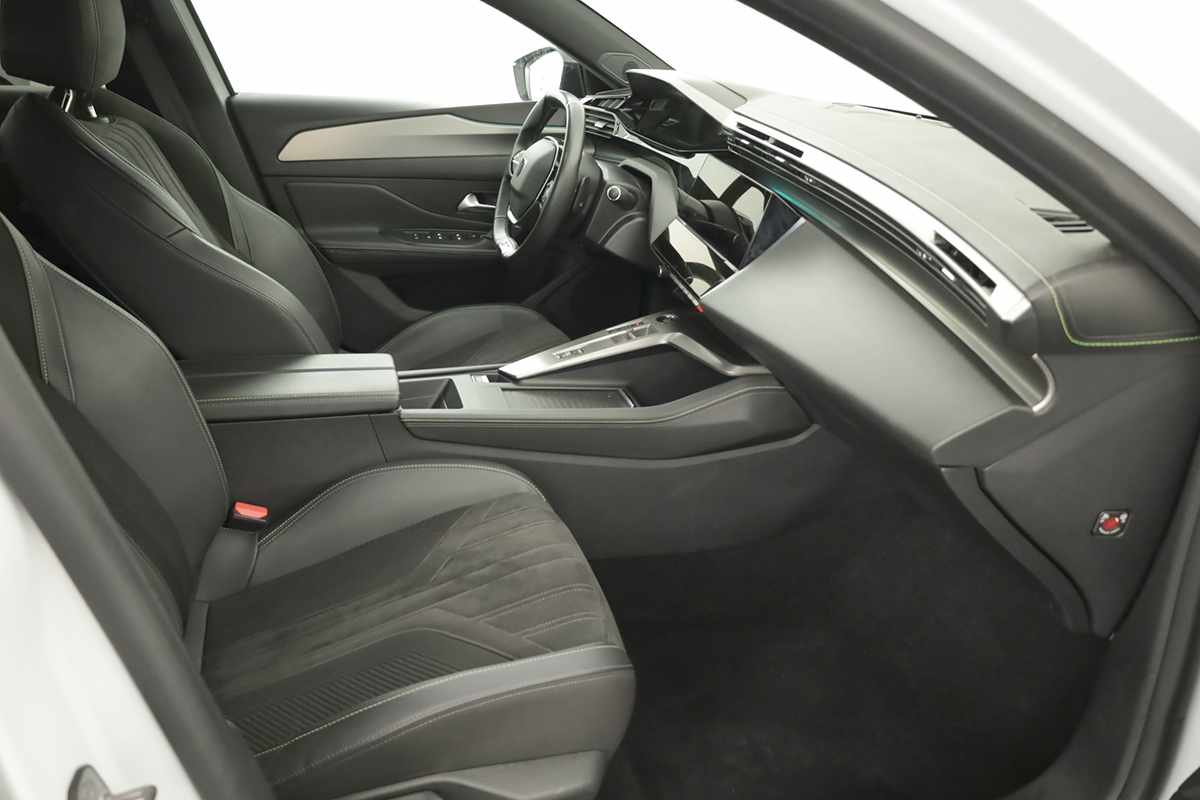 peugeot-308-2024-gasolina-1199cc