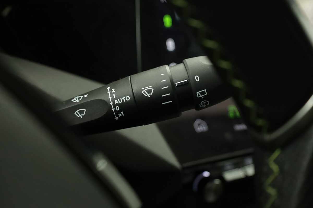 peugeot-308-sw-2024-gasolina-1199cc