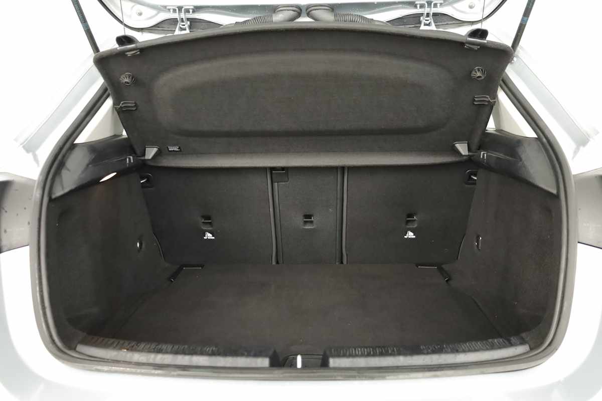 mercedes-benz-classe-a-2025-gasolina-1332cc